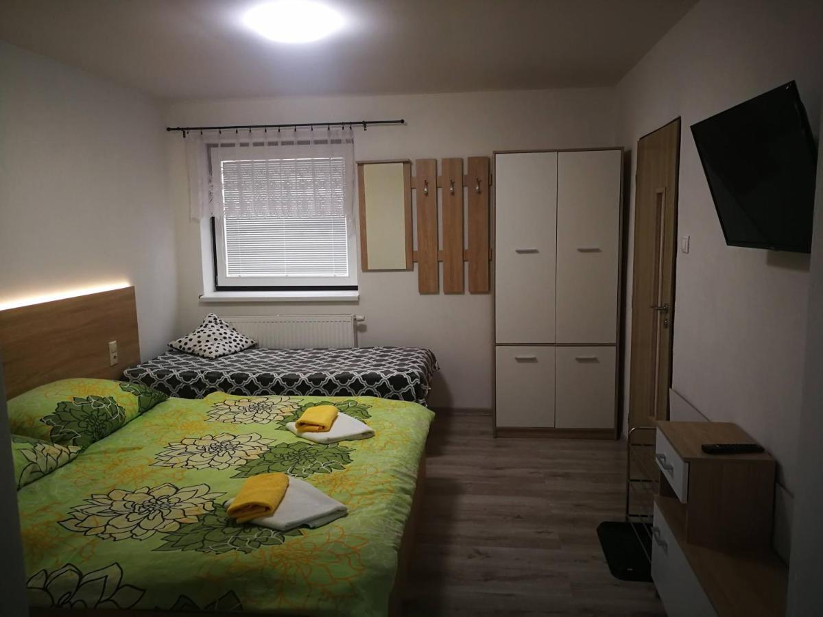 Apartmany Pri Zvonici Оравски-Подзамок Екстер'єр фото