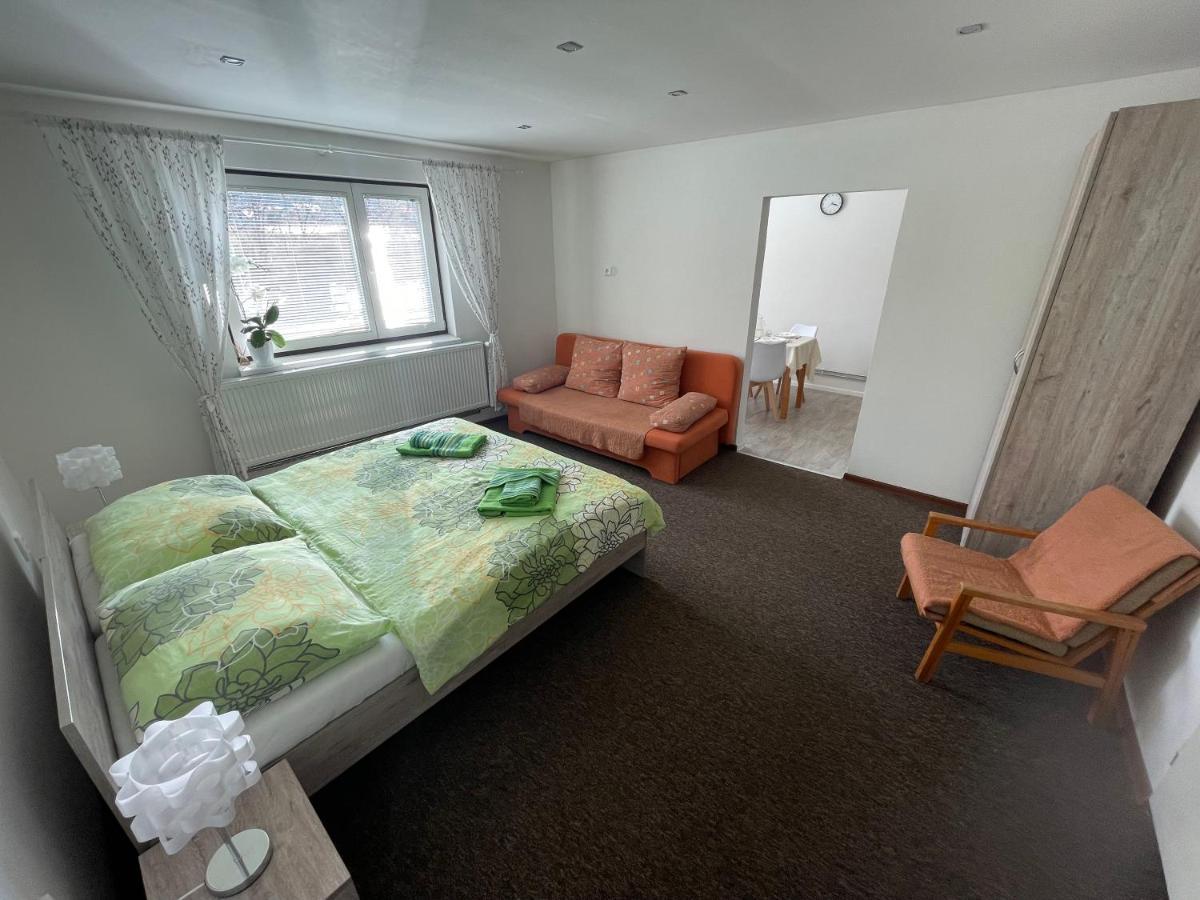 Apartmany Pri Zvonici Оравски-Подзамок Екстер'єр фото